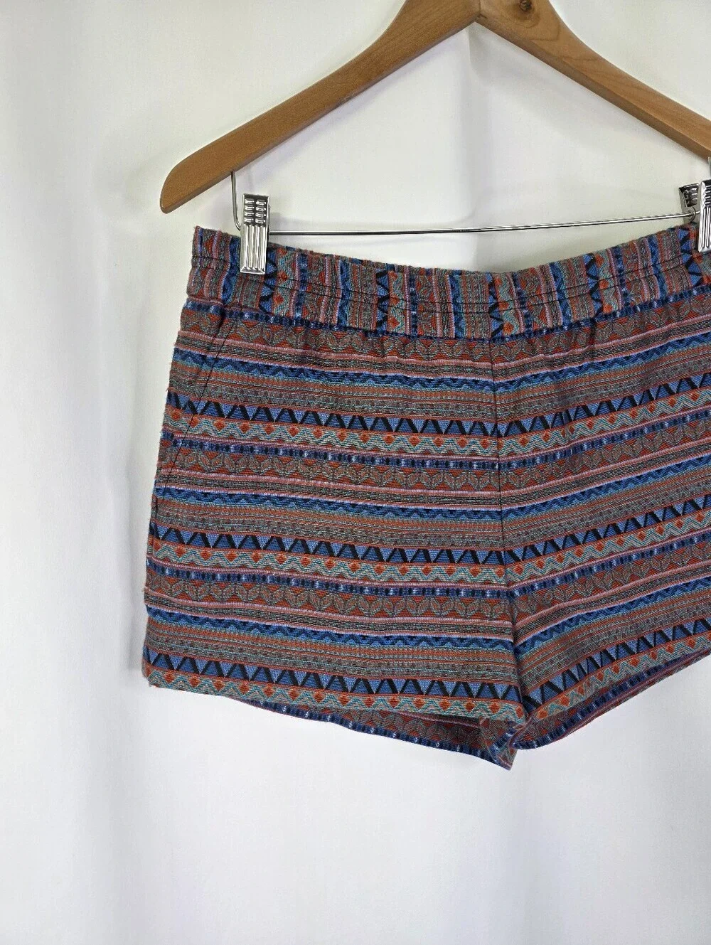 J.Crew Factory Shorts Women's Size 8 Aztec Jacquard Boardwalk Pull On Stretch